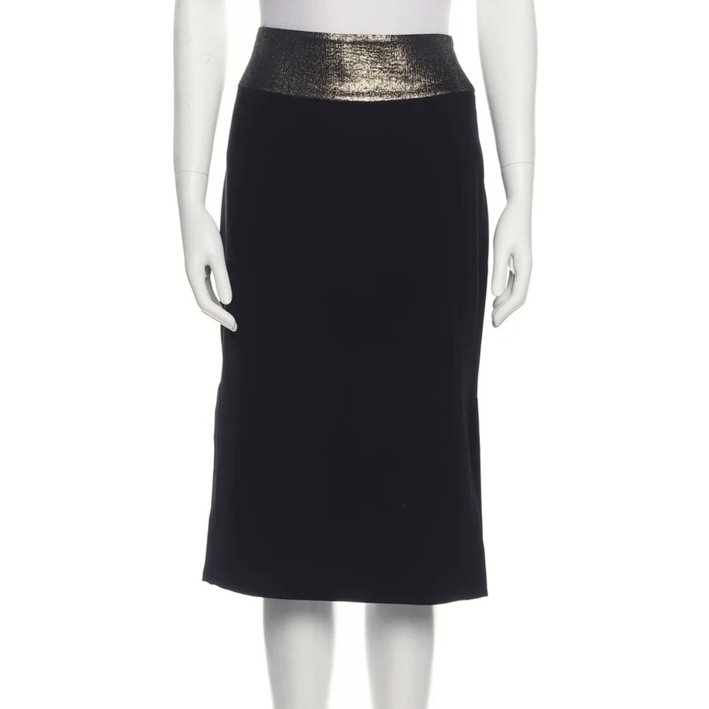 Diane von Furstenberg knee length metallic waist band Skirt sides slit in black